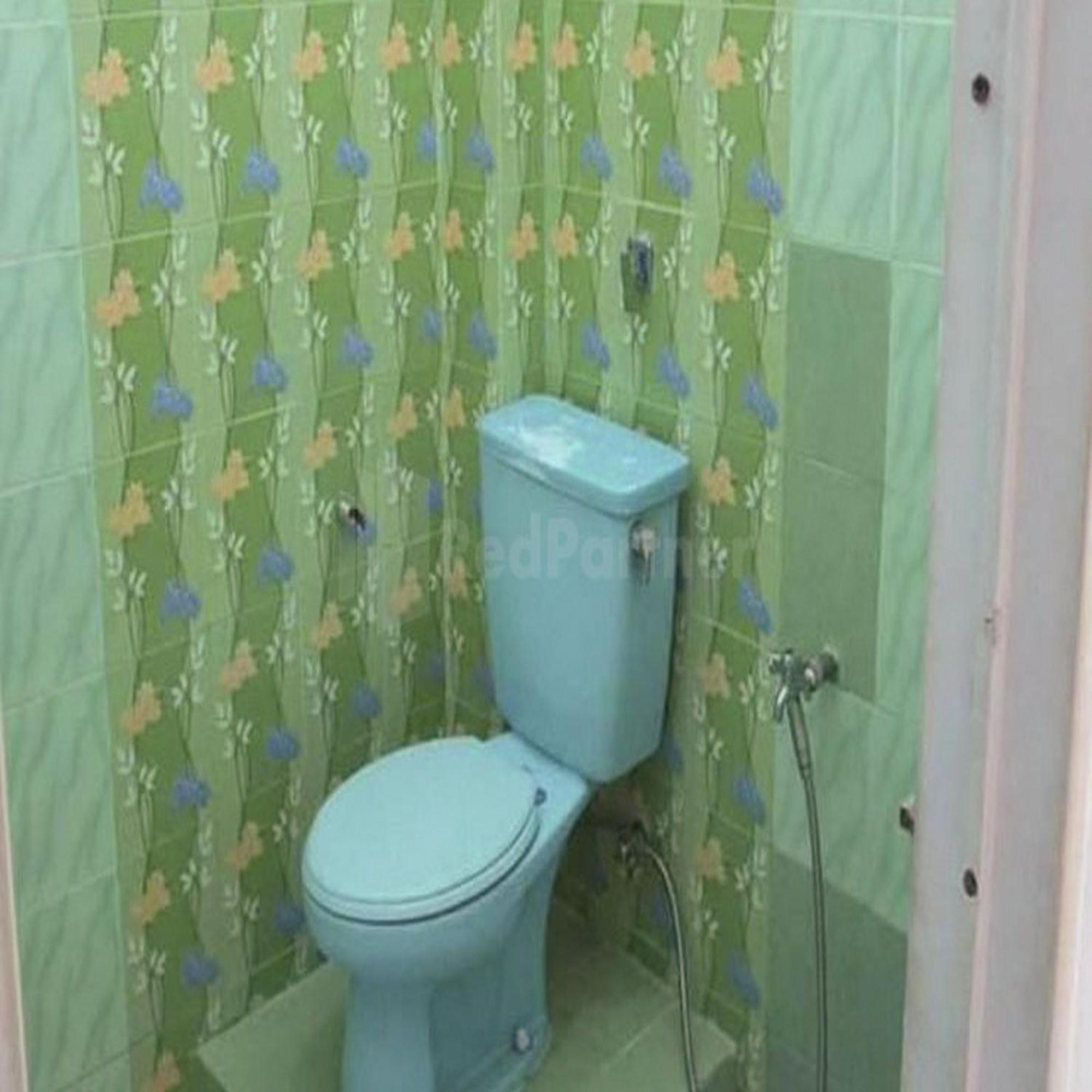 Wisma Pinggir Mitra Reddoorz Tanjungpinang Bagian luar foto